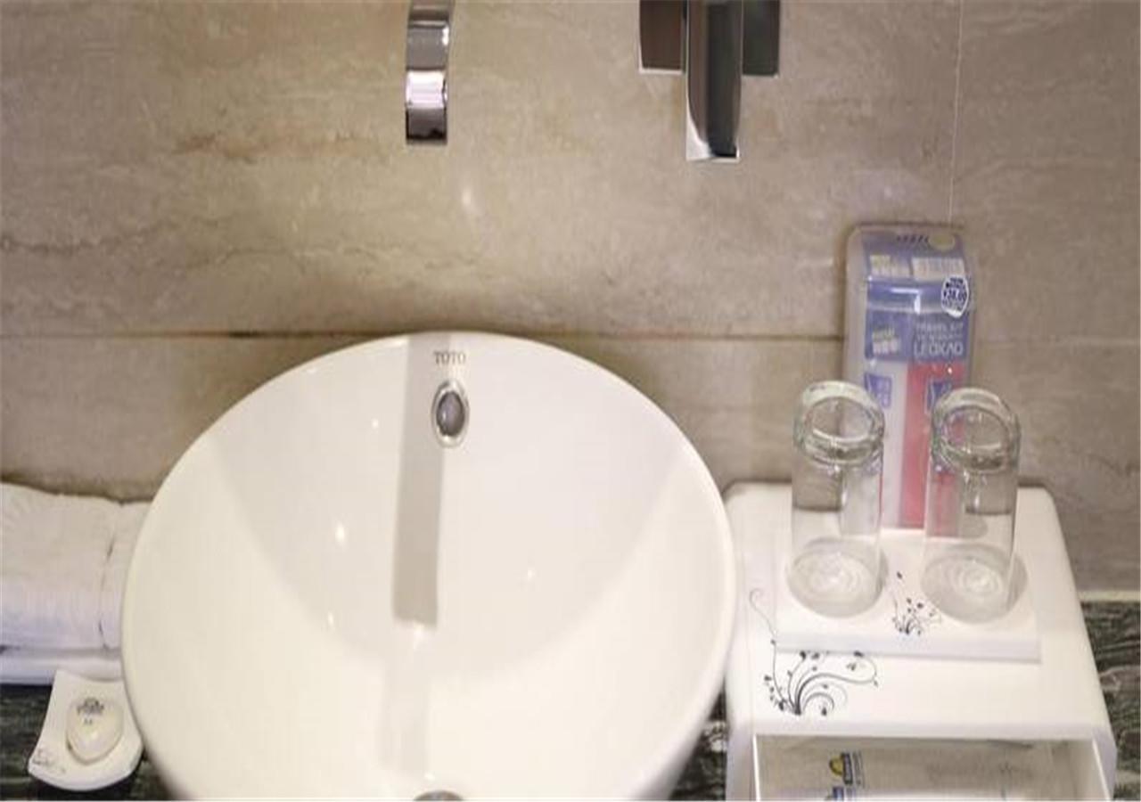 Days Inn Hotspring Сямынь Экстерьер фото